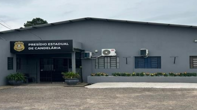 Pres&iacute;dio Estadual de Candel&aacute;ria fachada
